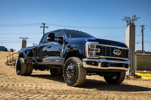 ICON 2023-2026 Ford F-250/F-350/F-450/F-550 Super Duty 4WD Gas 2.5" Lift Front Dual Rate Coil Spring Kit